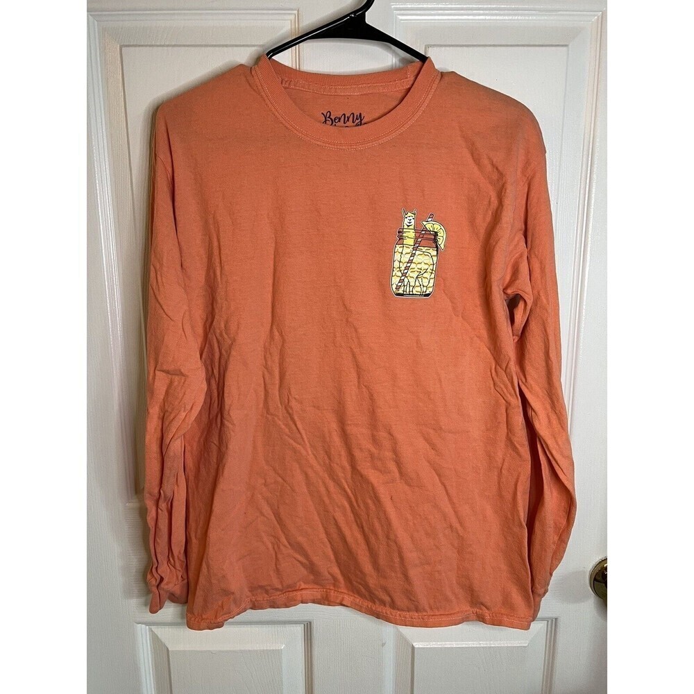 Benny & Belle Coral Llamanade Graphic Long Sleeve Tshirt Size Medium Preowned
